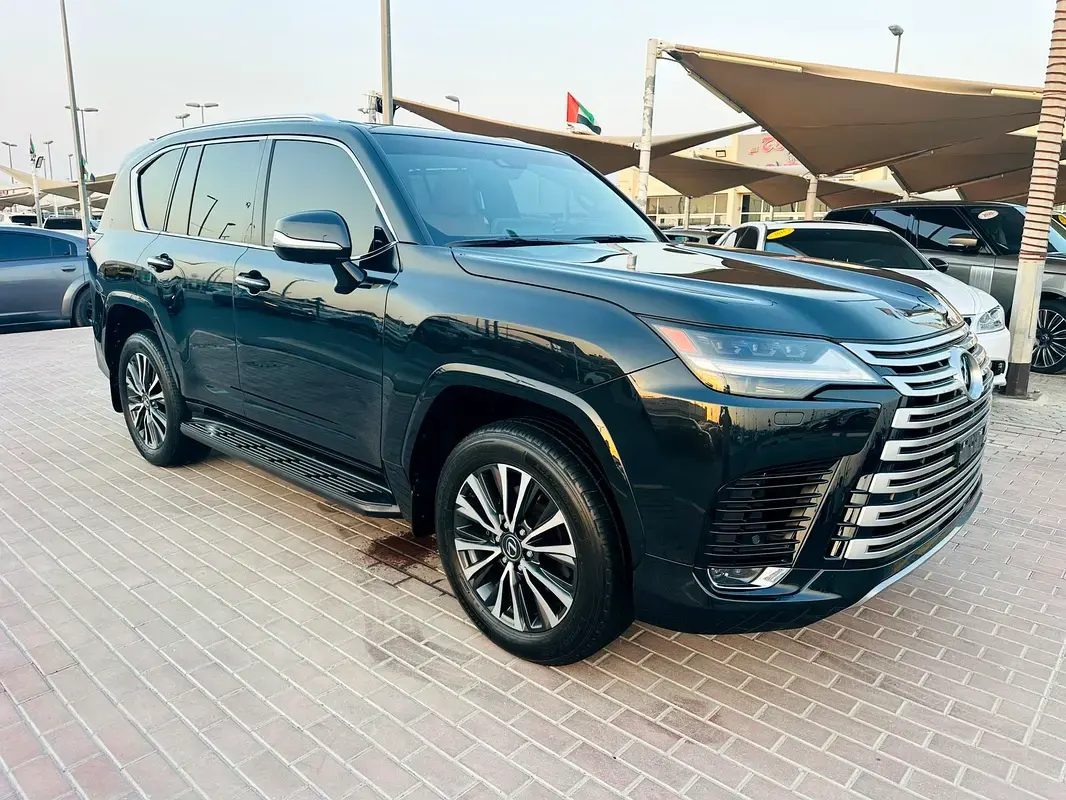 لكزس LX 2024