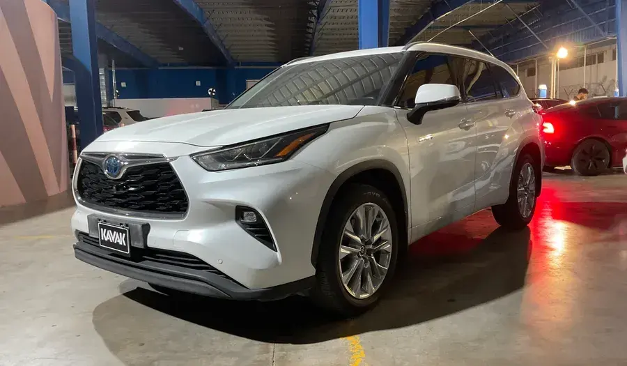 Toyota Highlander 2022