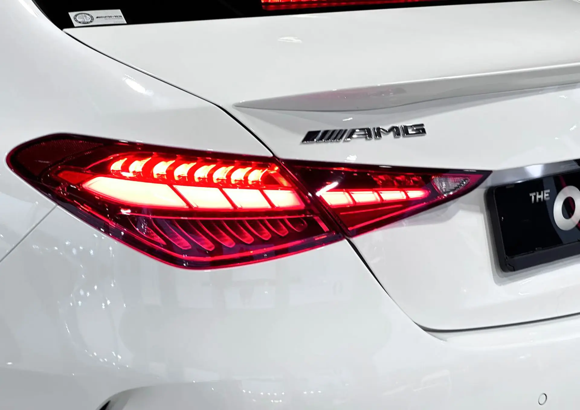 مرسيدس بنز C Class 2024 2L