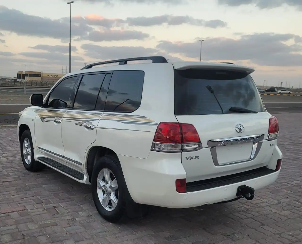 Toyota Land Cruiser 2010 5.7L