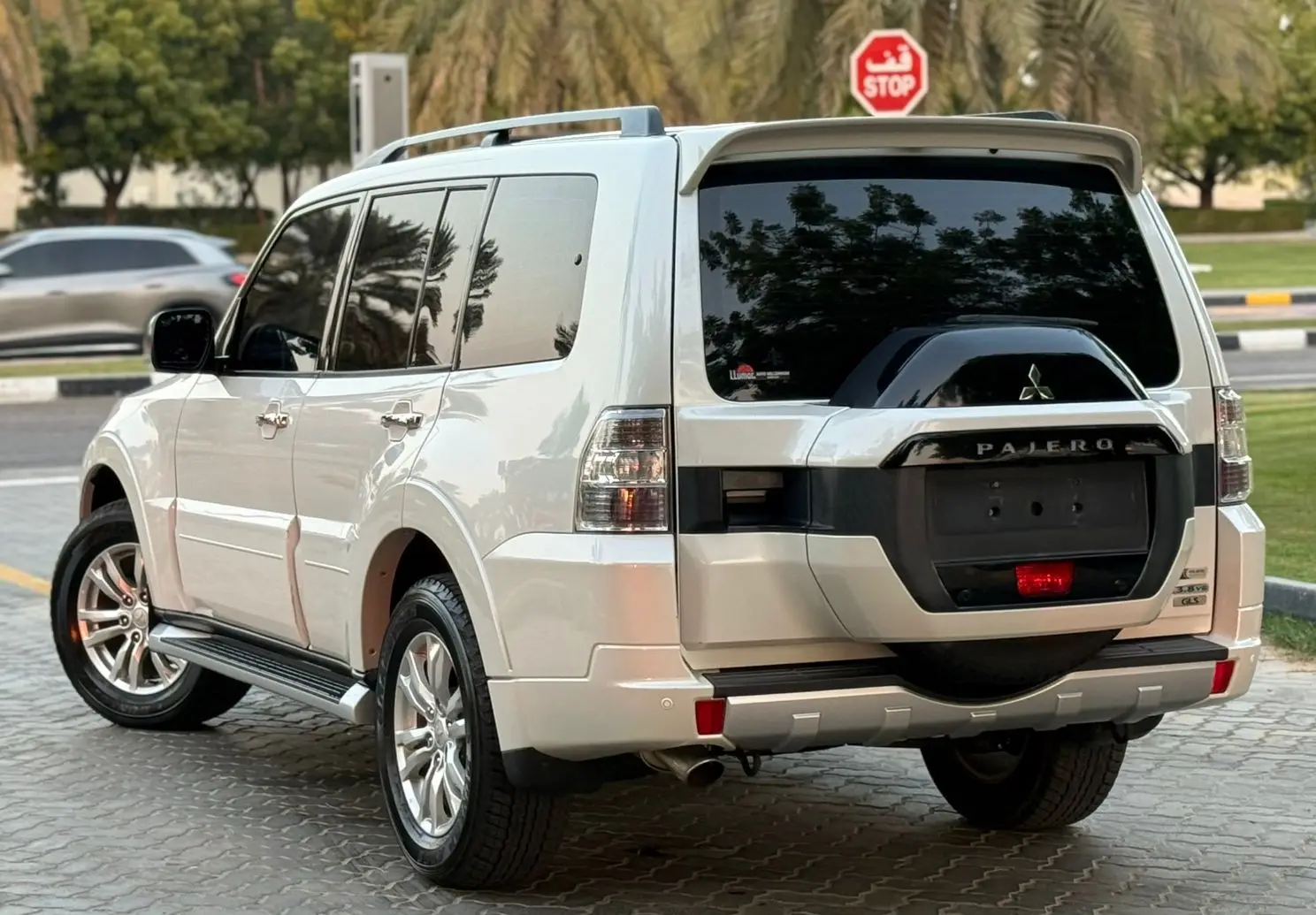 Mitsubishi Pajero 2016 3800L