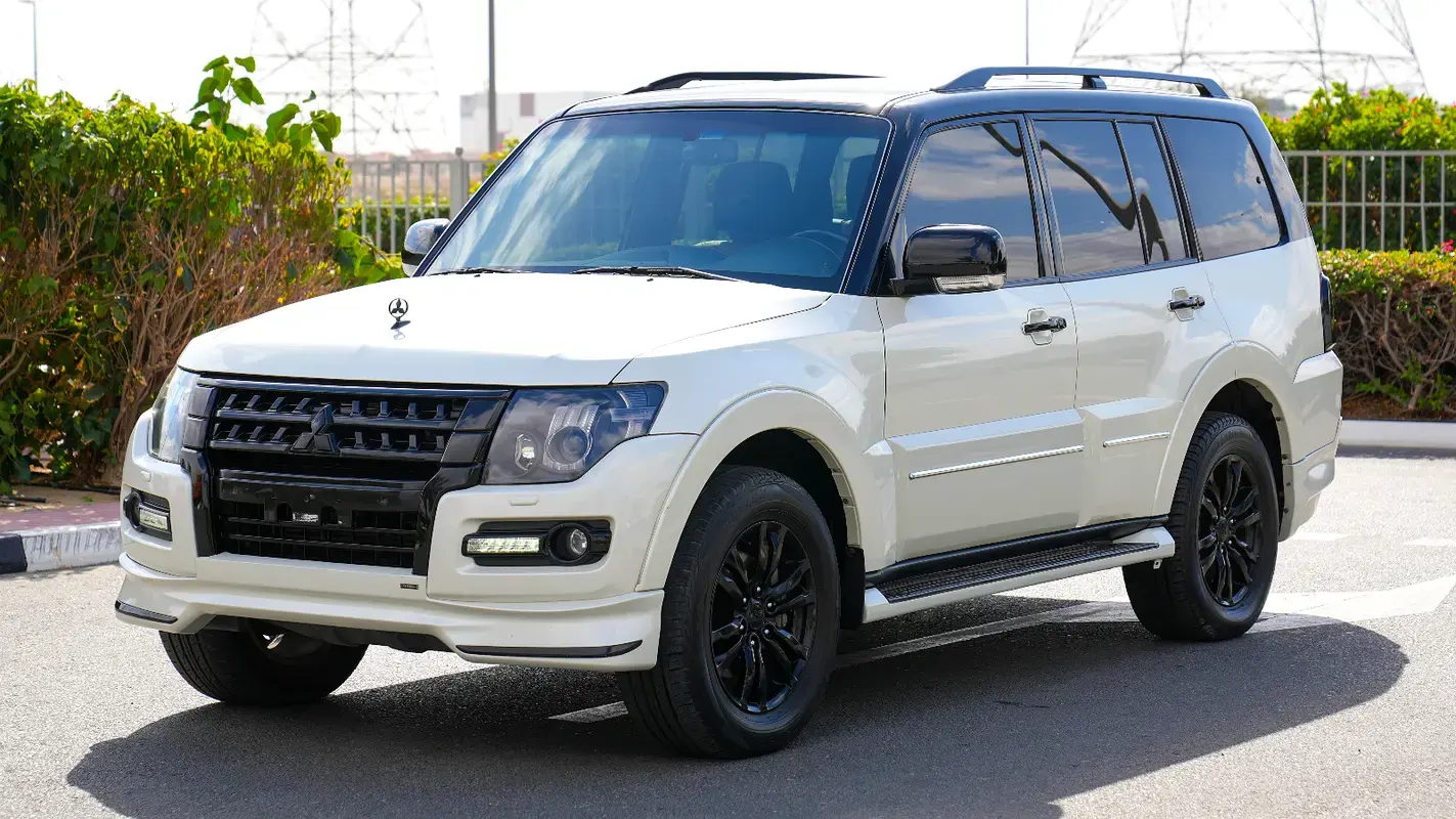 ميتسوبيشي باجيرو 2020 3.8L