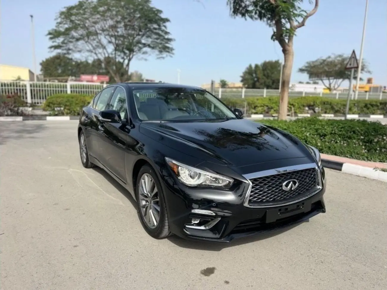 Infiniti Q50 2024 3L