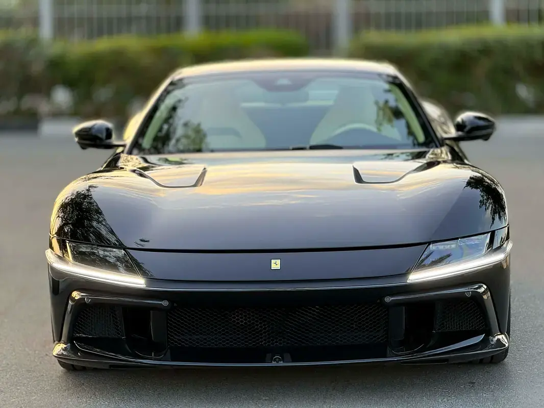 فيراري 12 سيليندري 2026