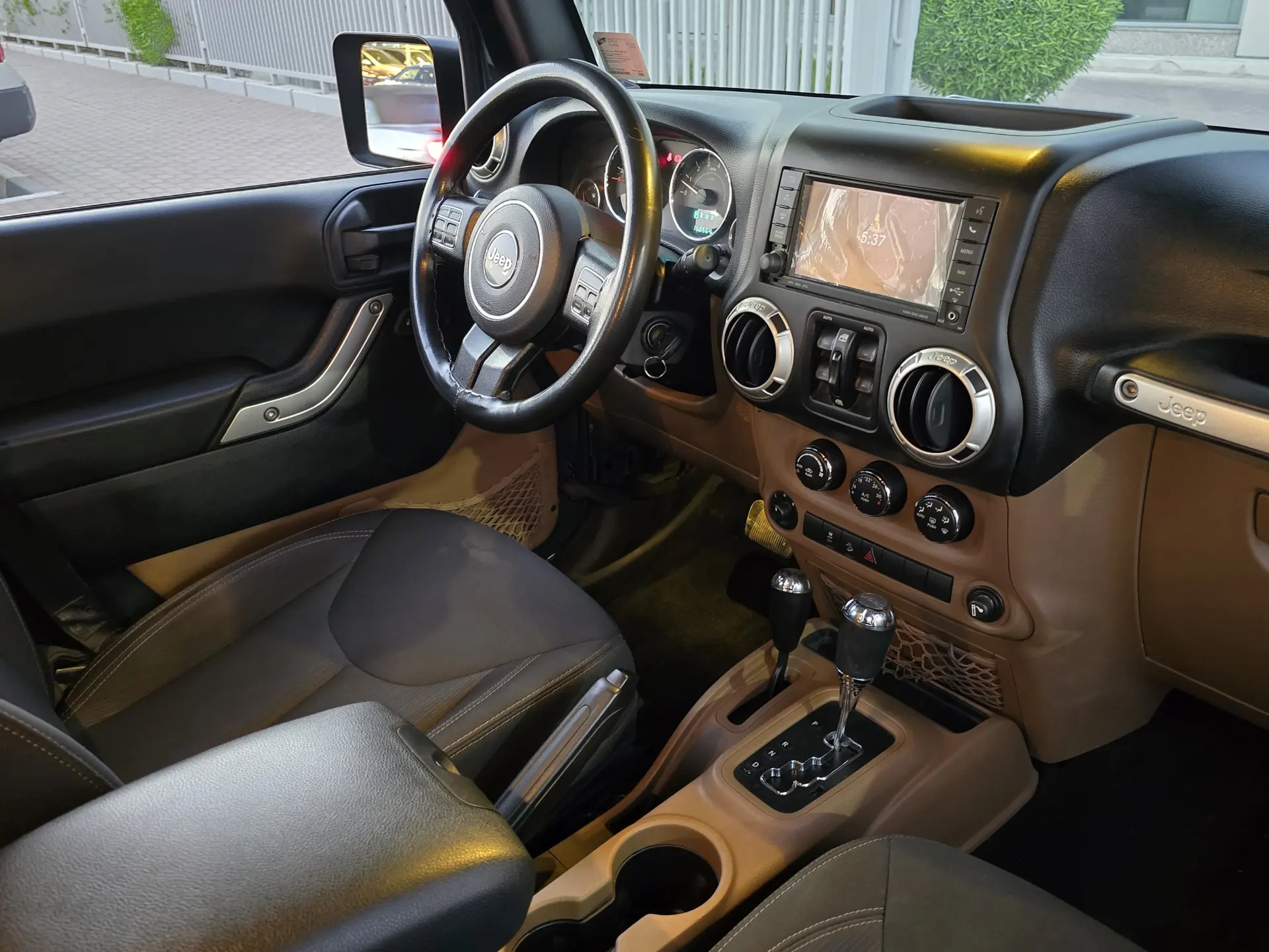 جيب رانجلر 2015