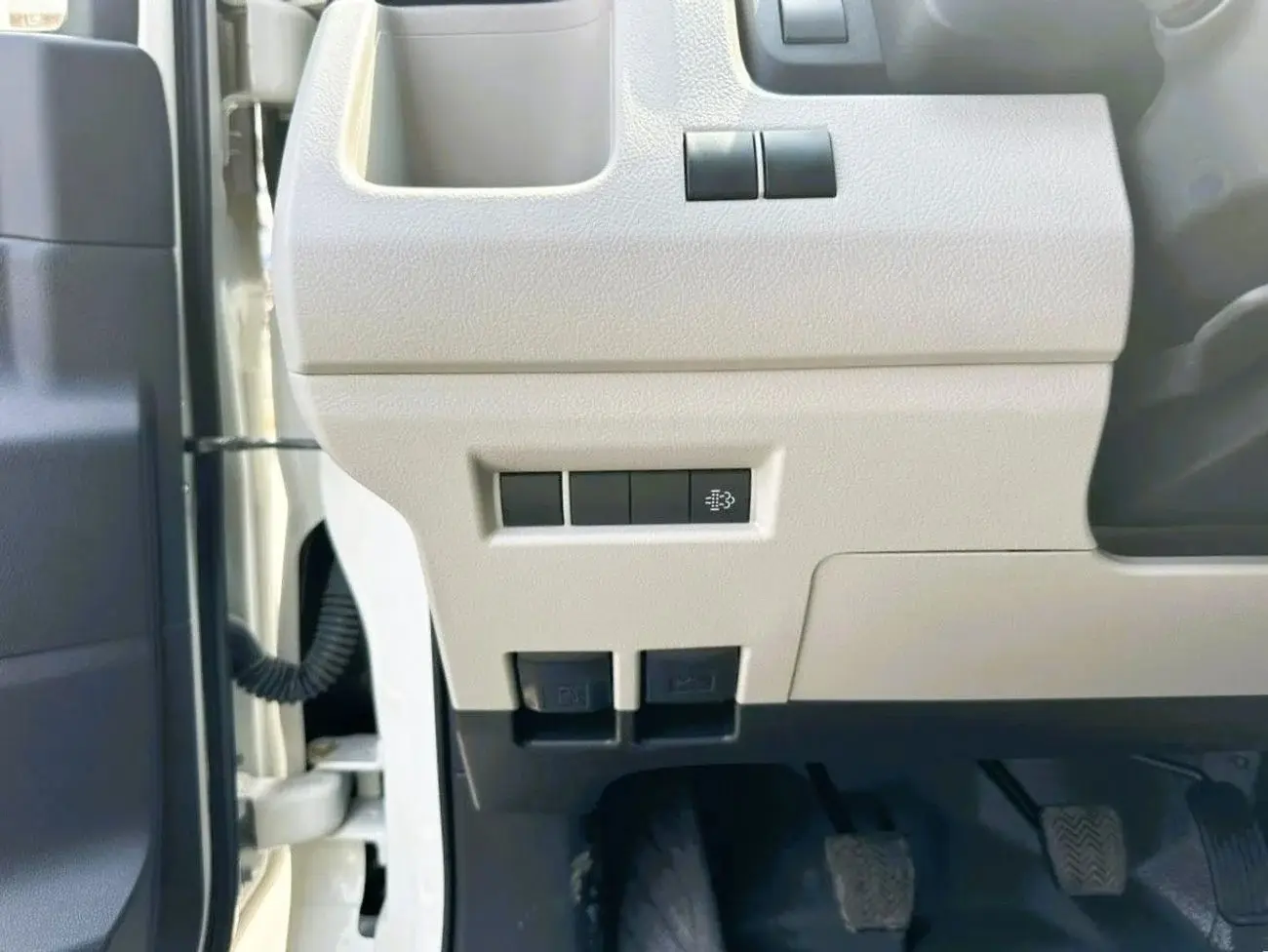 تويوتا هاياس 2025 2.8L