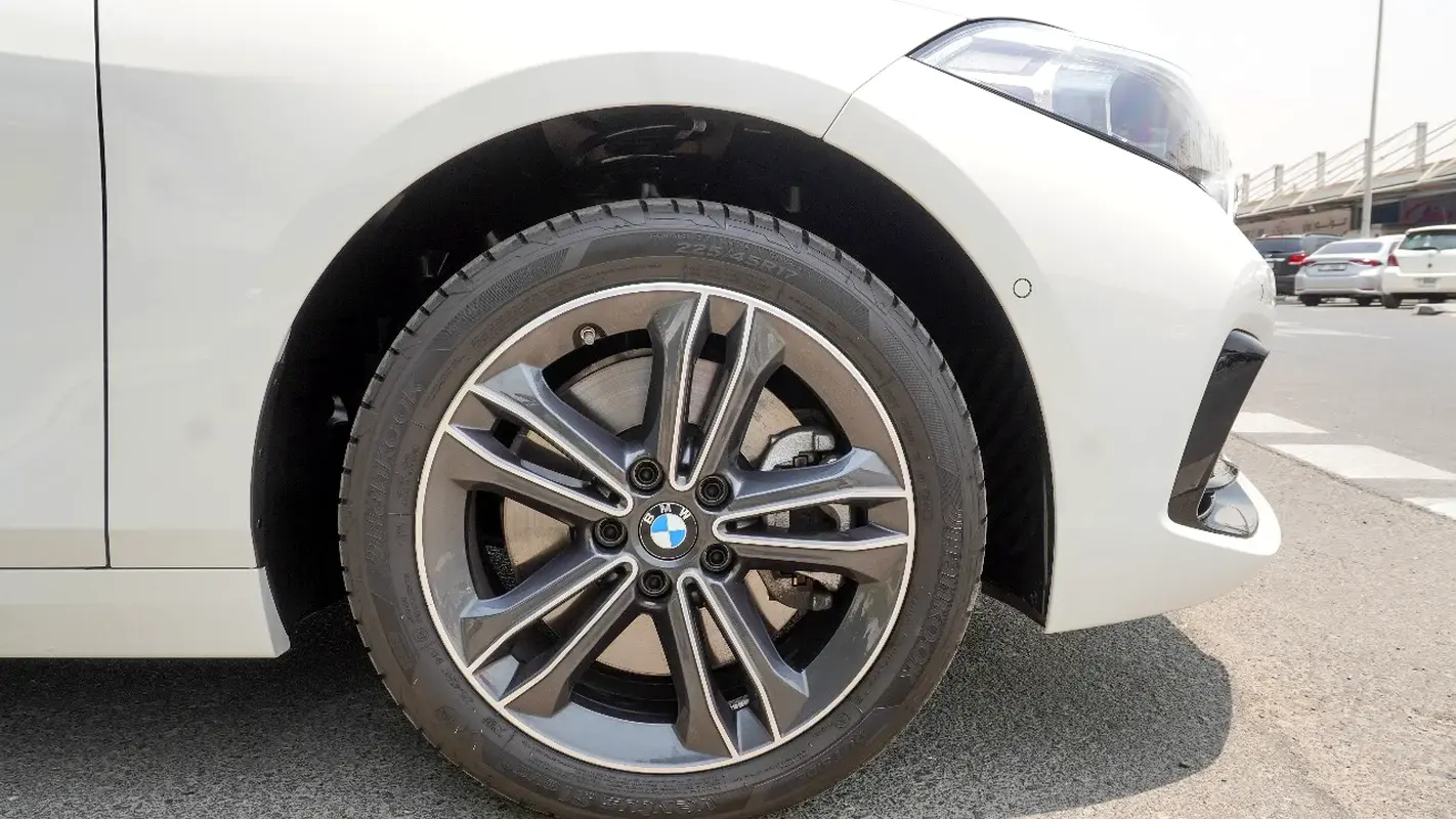 BMW 1 Series 2024 undefinedL