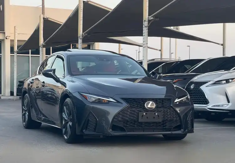 Lexus IS 2022-logo