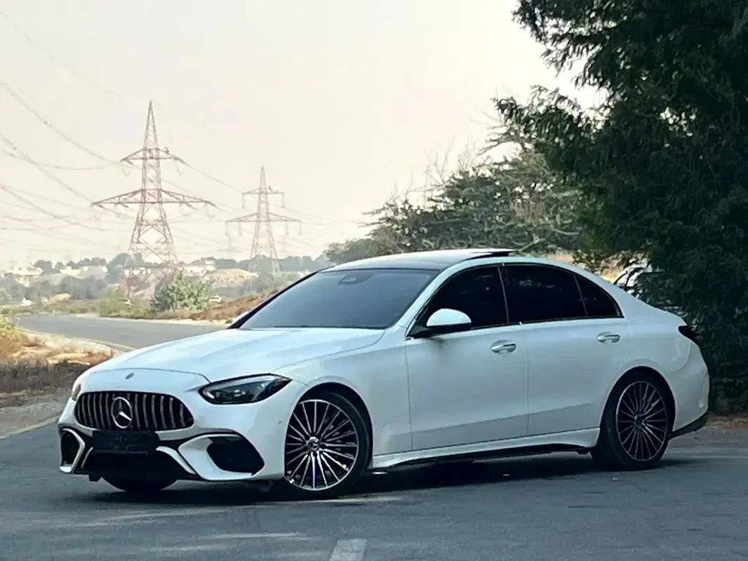 مرسيدس بنز C Class 2023