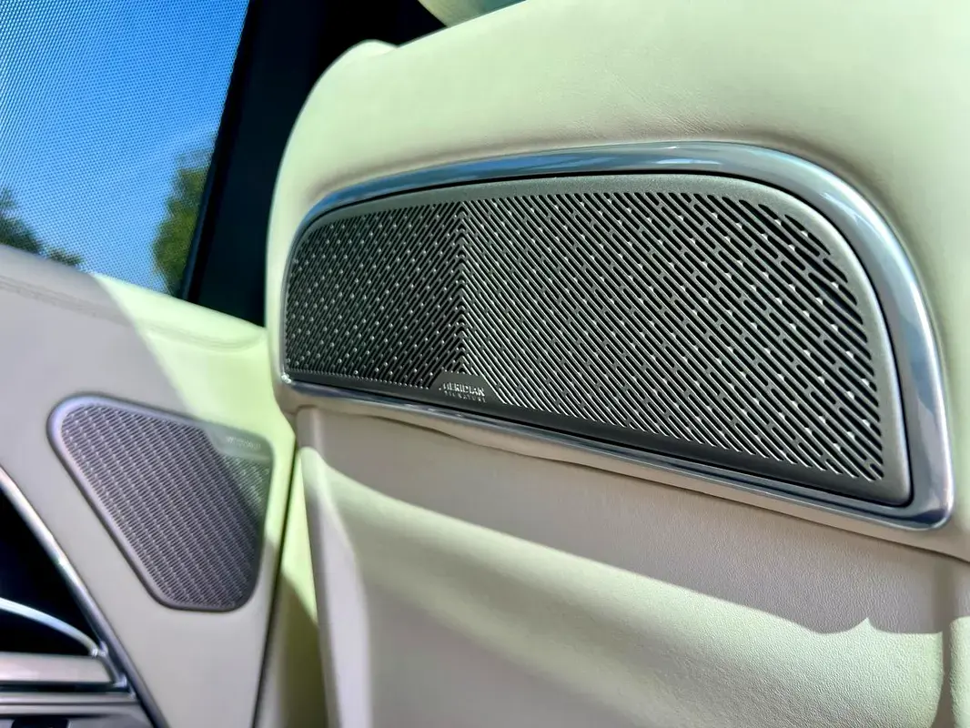 Land Rover Range Rover 2024