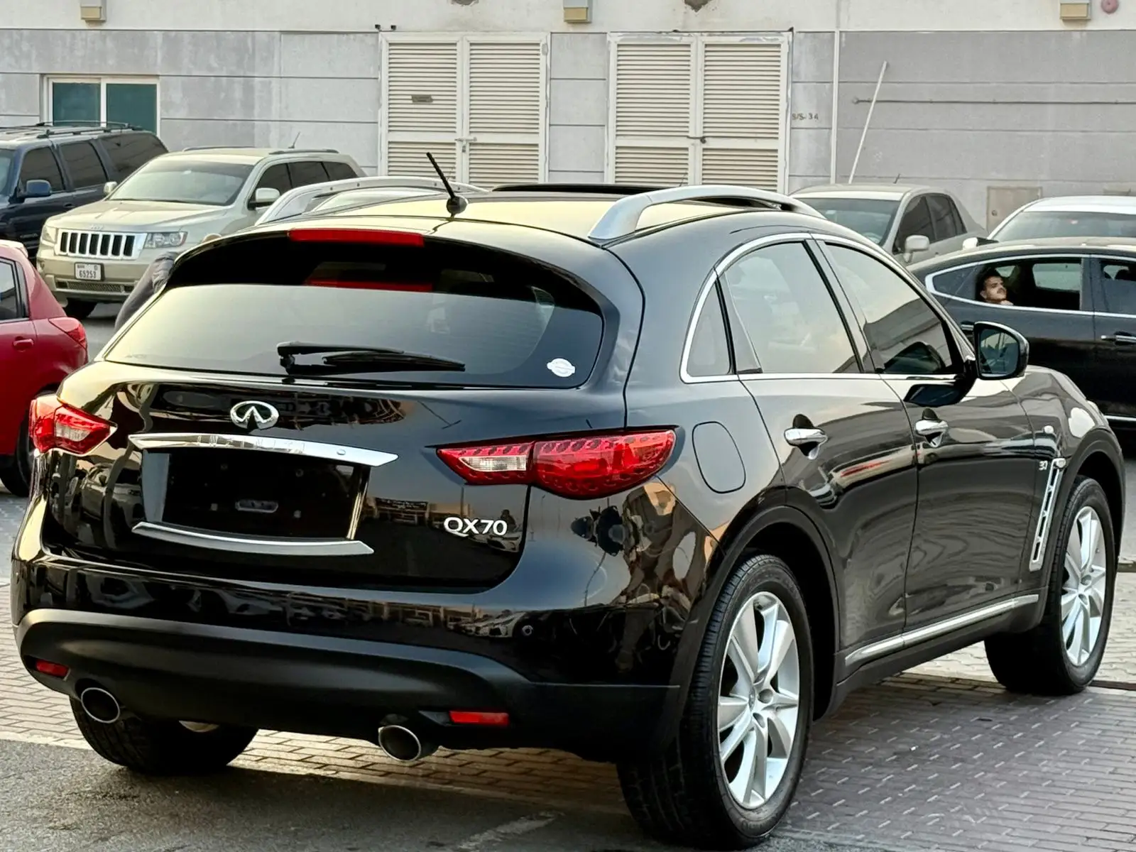 Infiniti QX70 2018