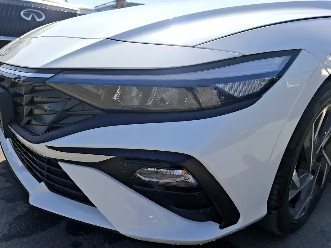 هيونداي إلانترا 2025 1.5L