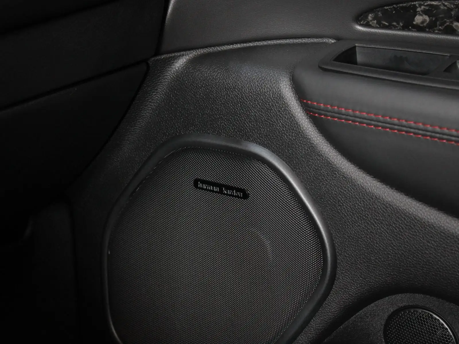 دودج دورانجو 2024 5.7L