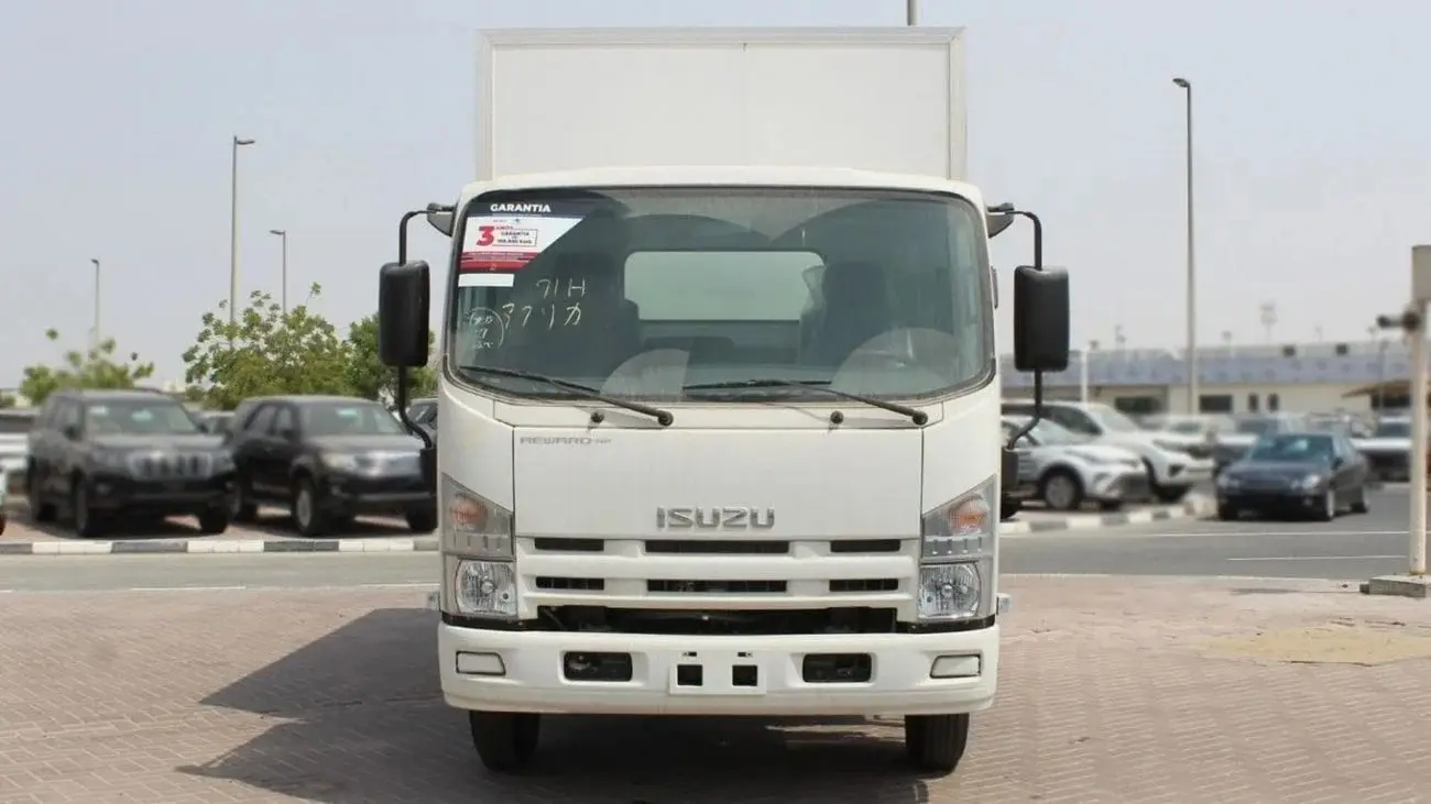 إيسوزو NPR 2023 4.6L