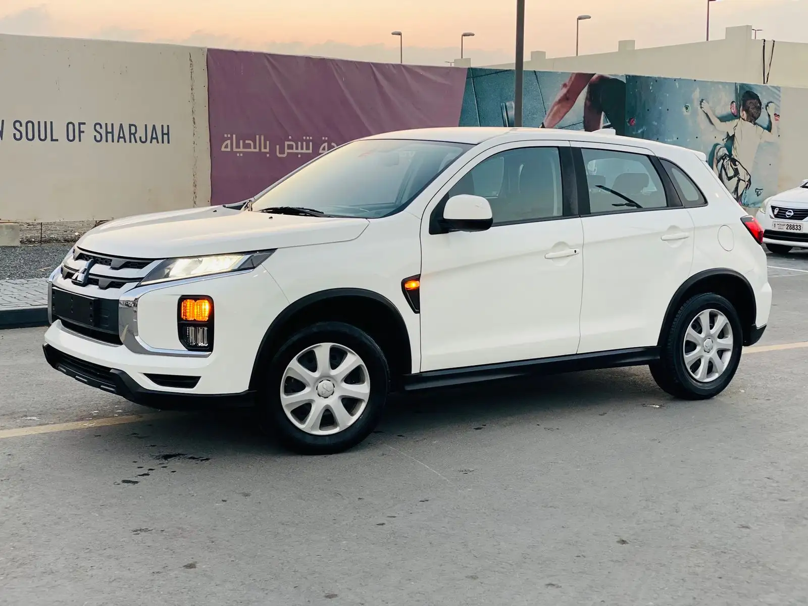 ميتسوبيشي ASX 2022 2000L