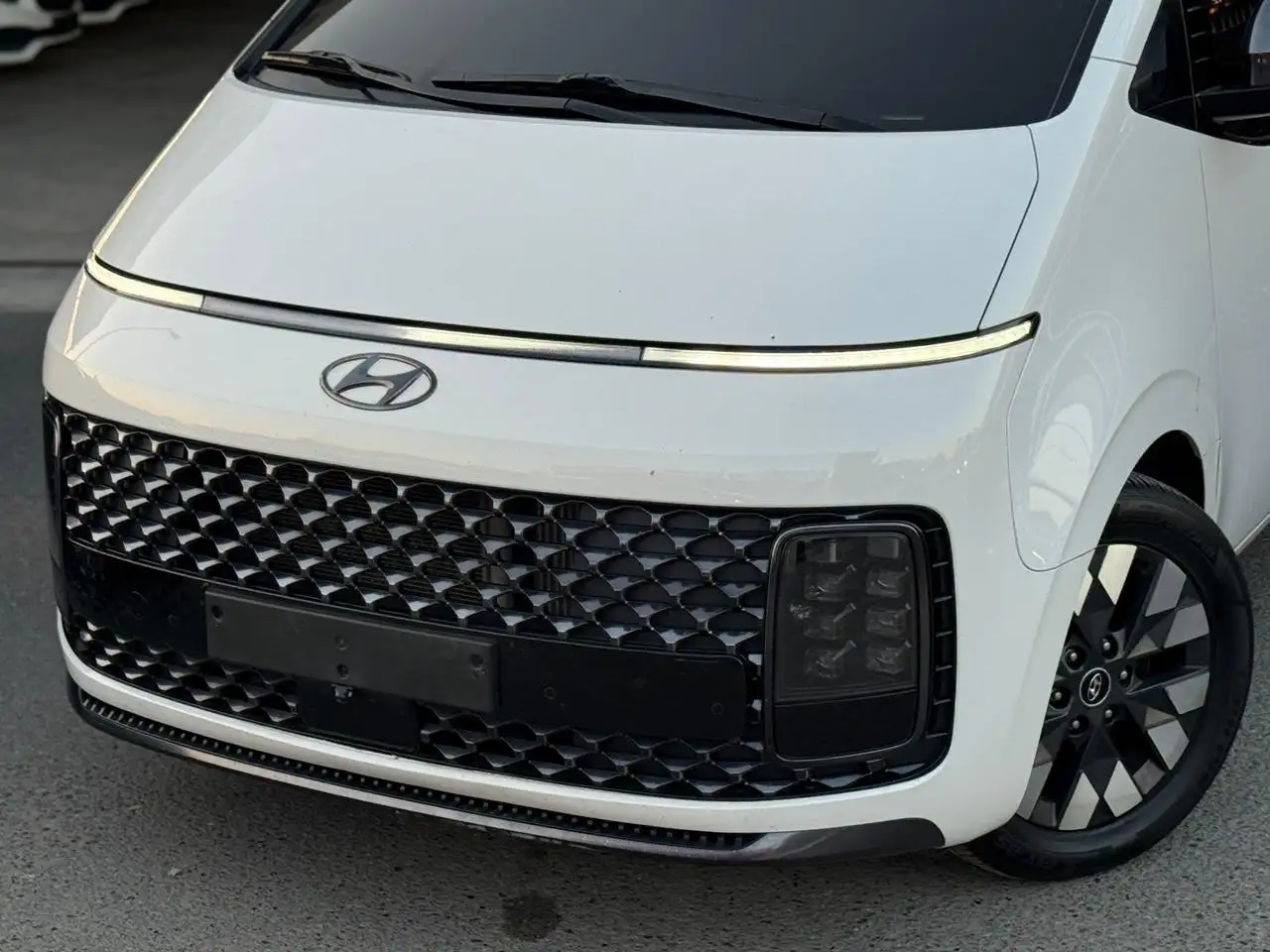 هيونداي H1 2023