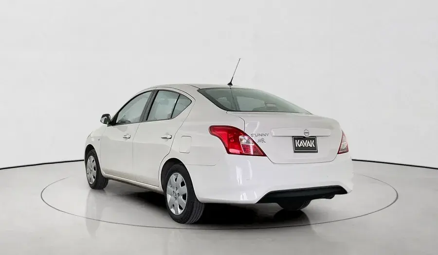 Nissan Sunny 2023