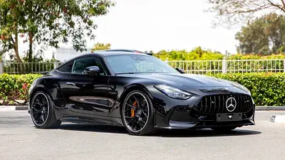 مرسيدس بنز AMG GT 2025