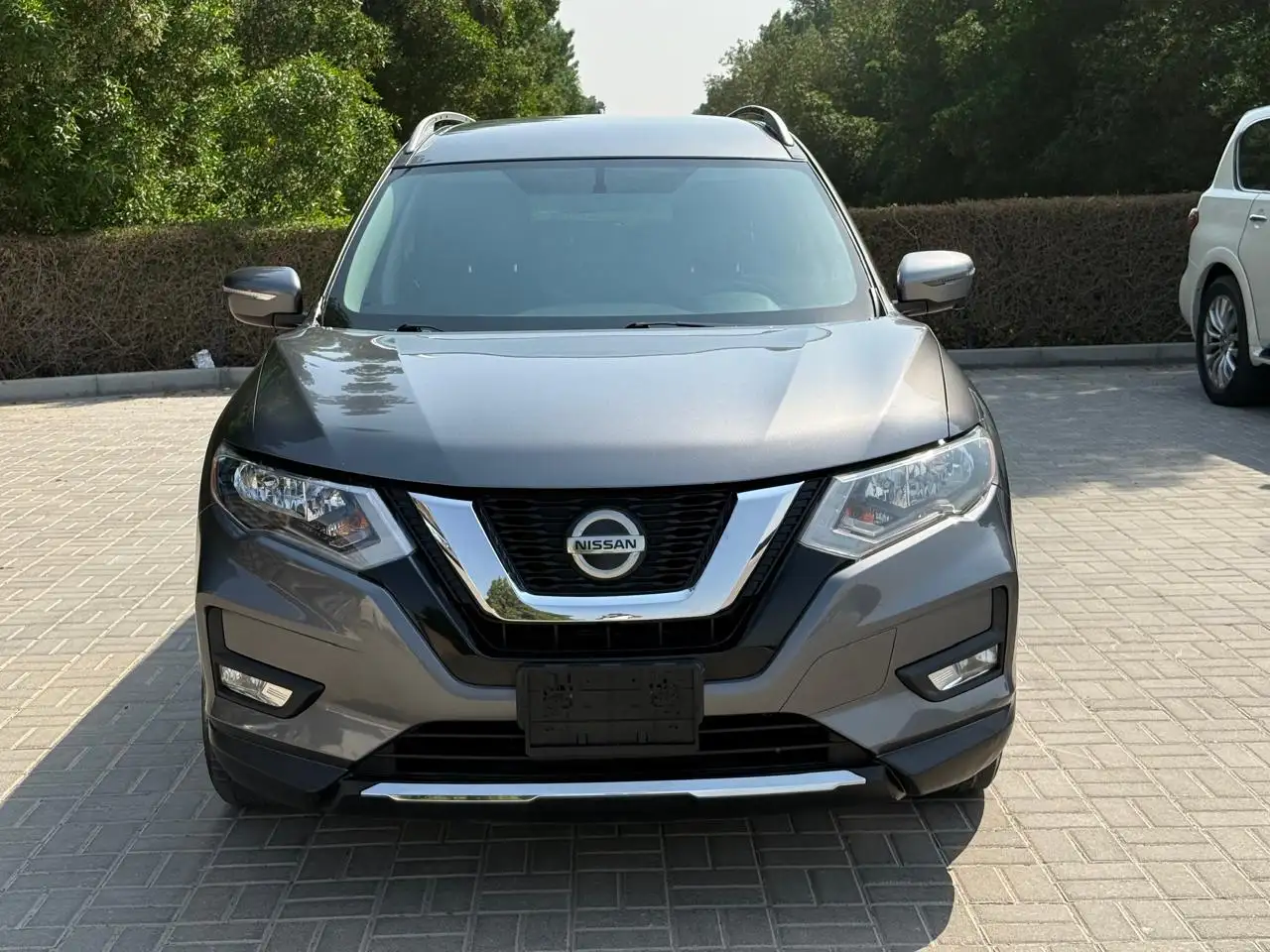 نيسان روج 2018