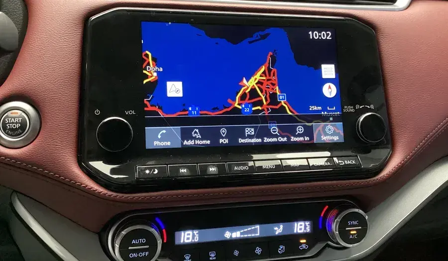 نيسان اكس تيرا 2025