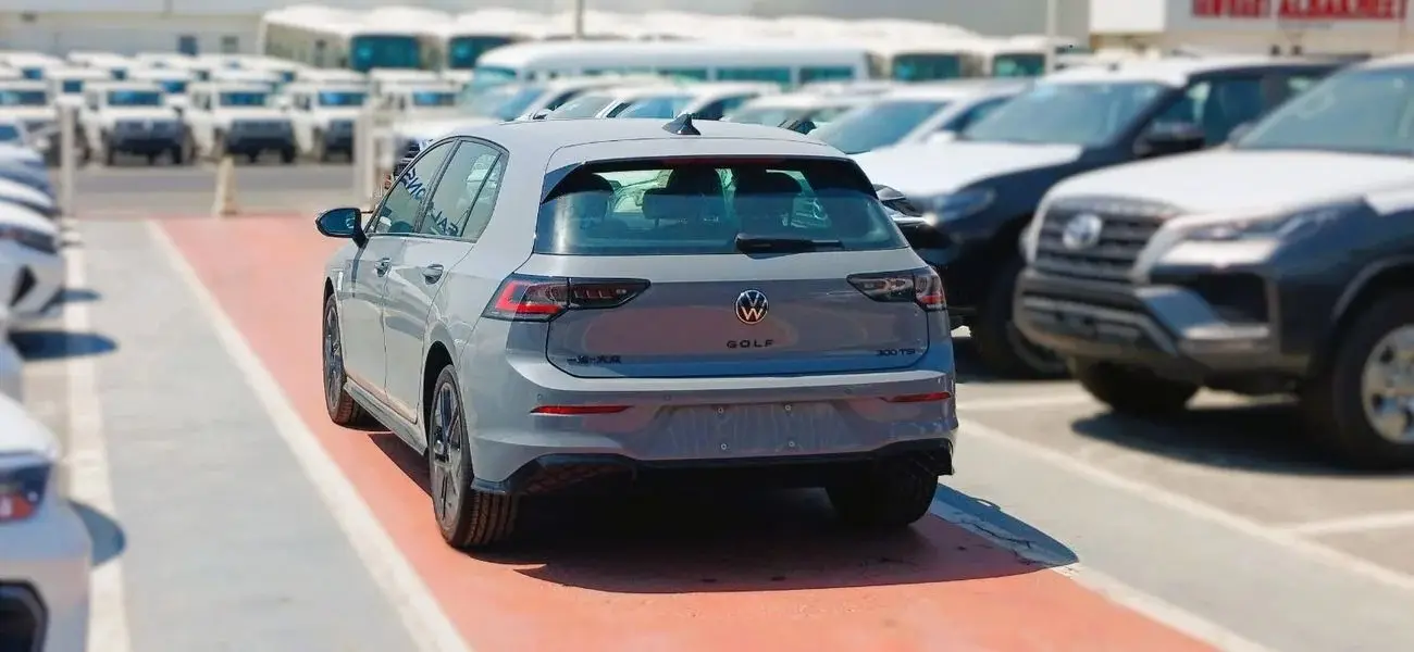 Volkswagen Golf R 2025 1.5L