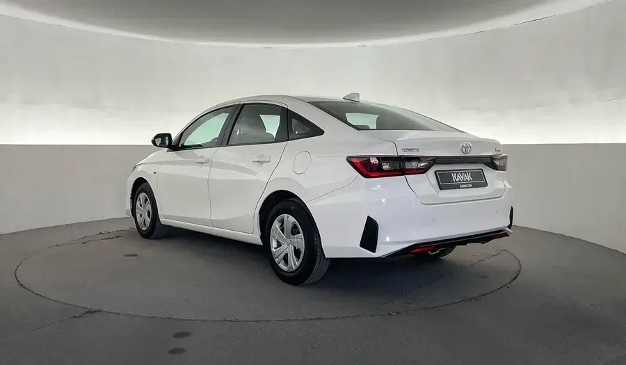 Toyota Yaris Sedan 2025 1.3L