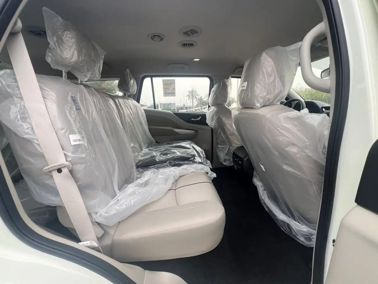 نيسان اكس تيرا 2024