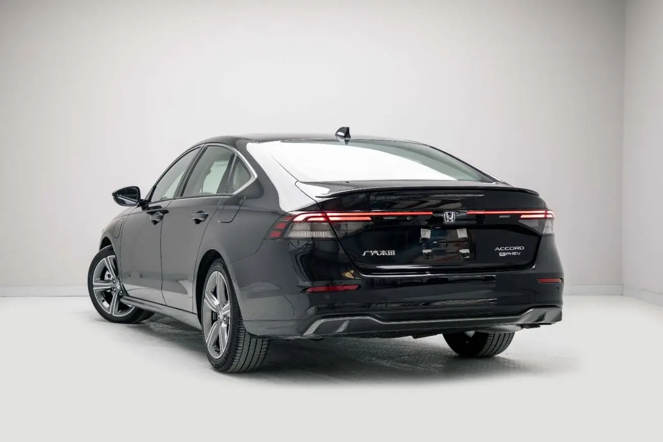 هوندا أكورد 2025