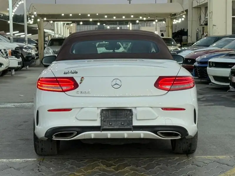 مرسيدس بنز C Class 2017 2L