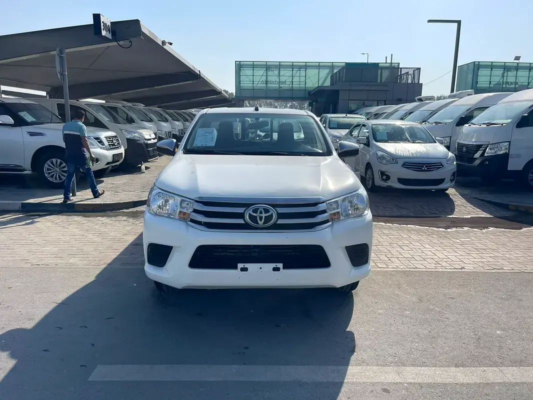 تويوتا هيلوكس 2022 2.8L