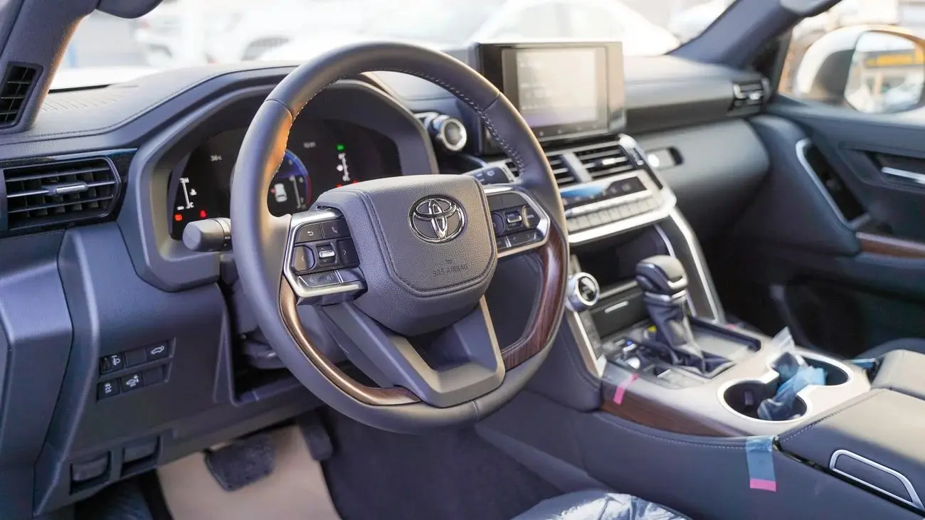 تويوتا لاند كروزر 2025 3.5L