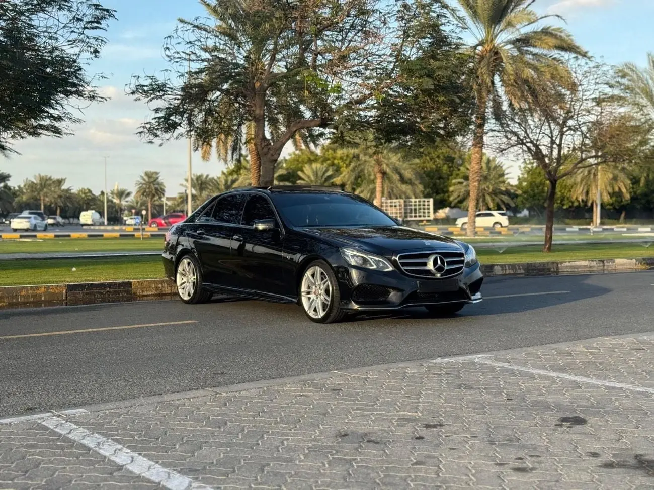 مرسيدس بنز E Class 2014 3.5L