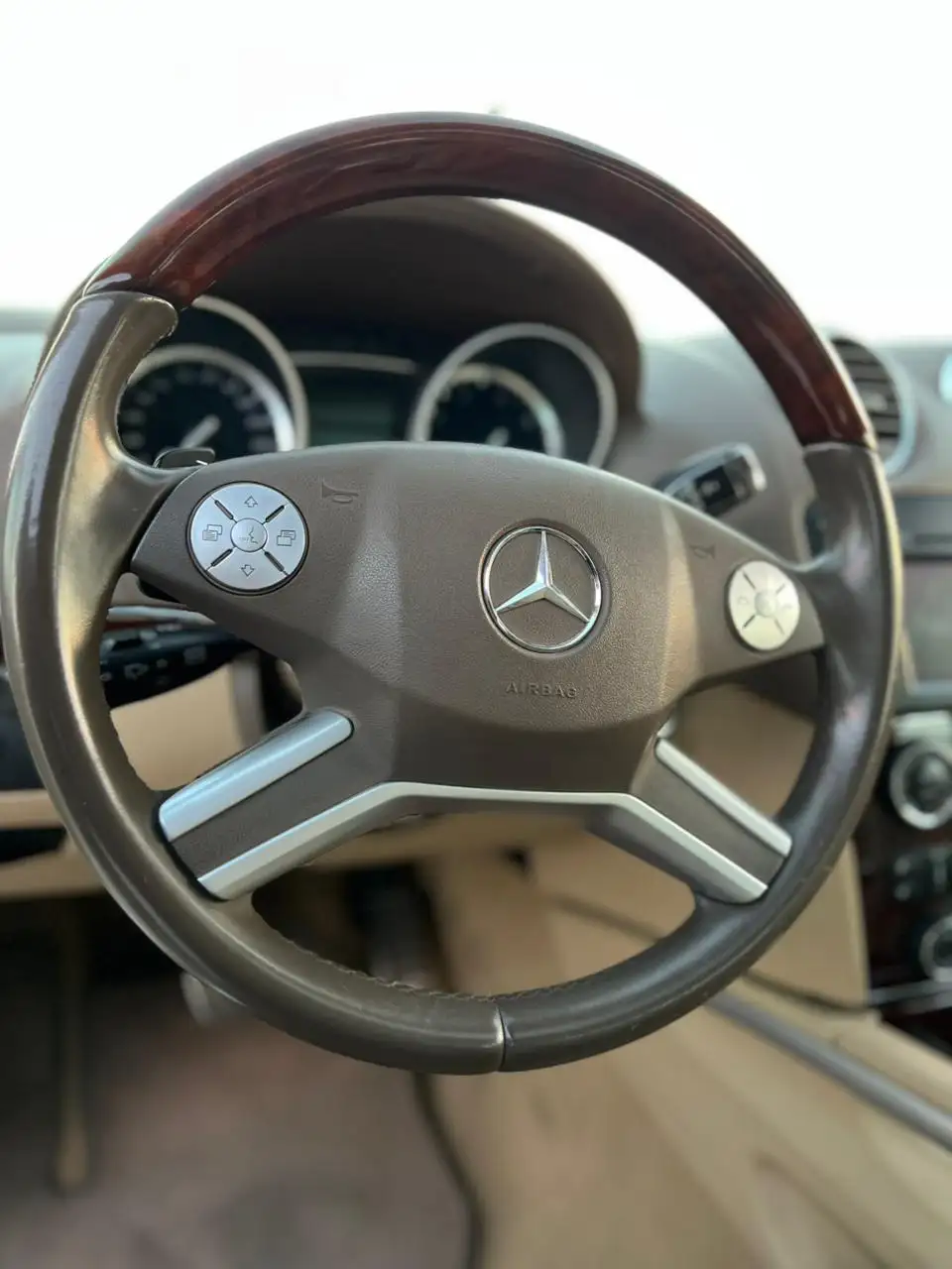 Mercedes Benz GL Class 2012 undefinedL