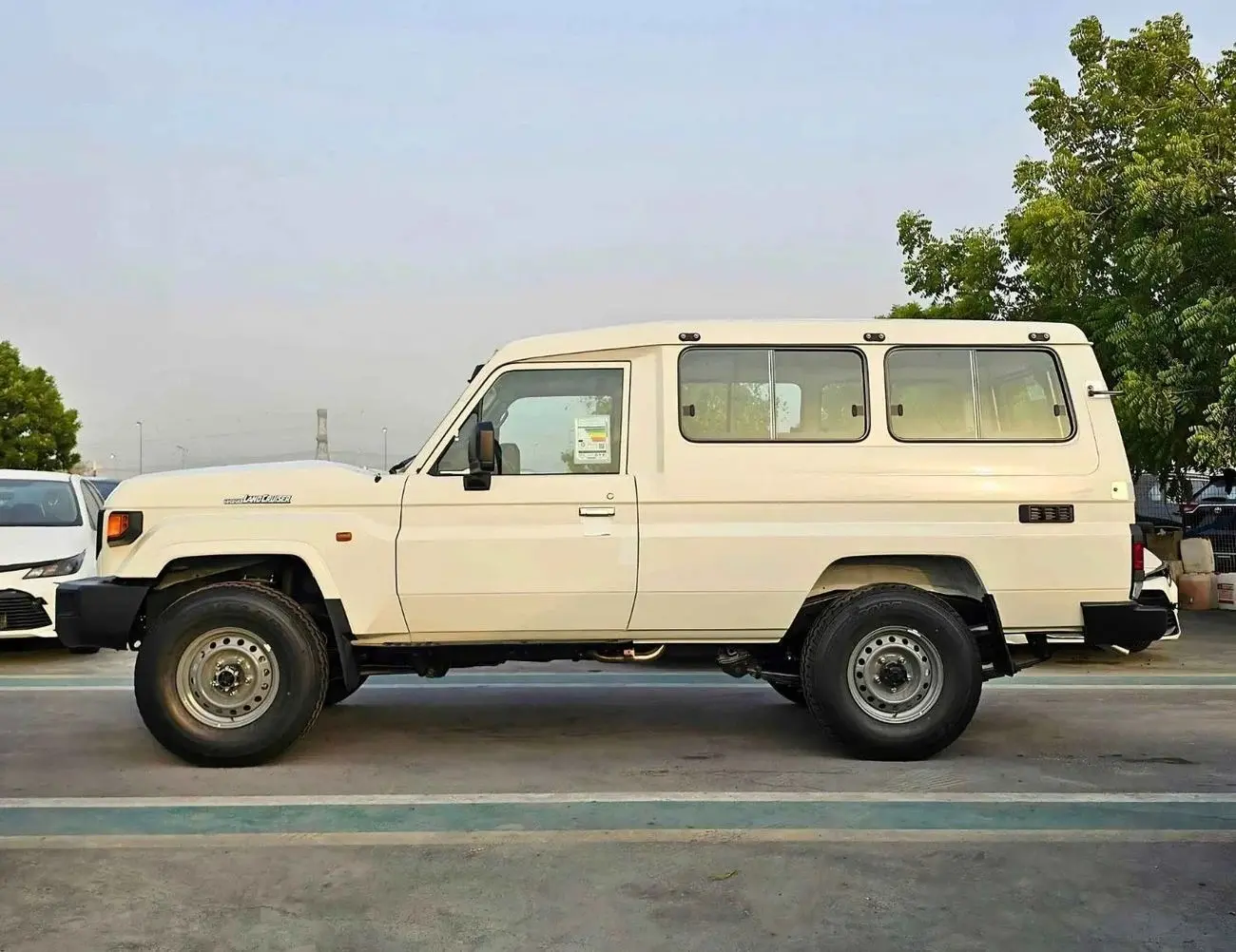 Toyota Land Cruiser 70 2025 4L