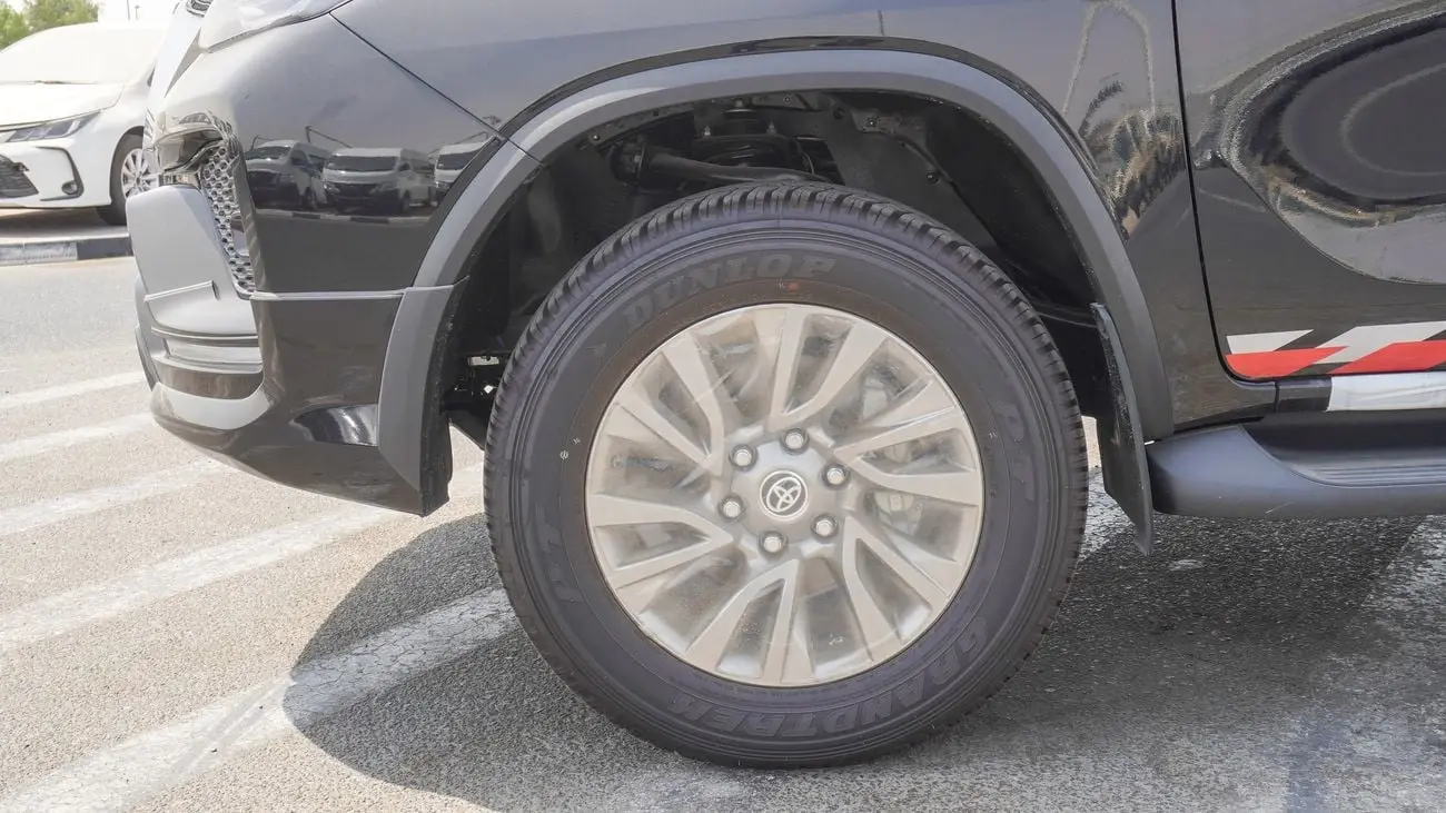 تويوتا فورتونر 2025 4L