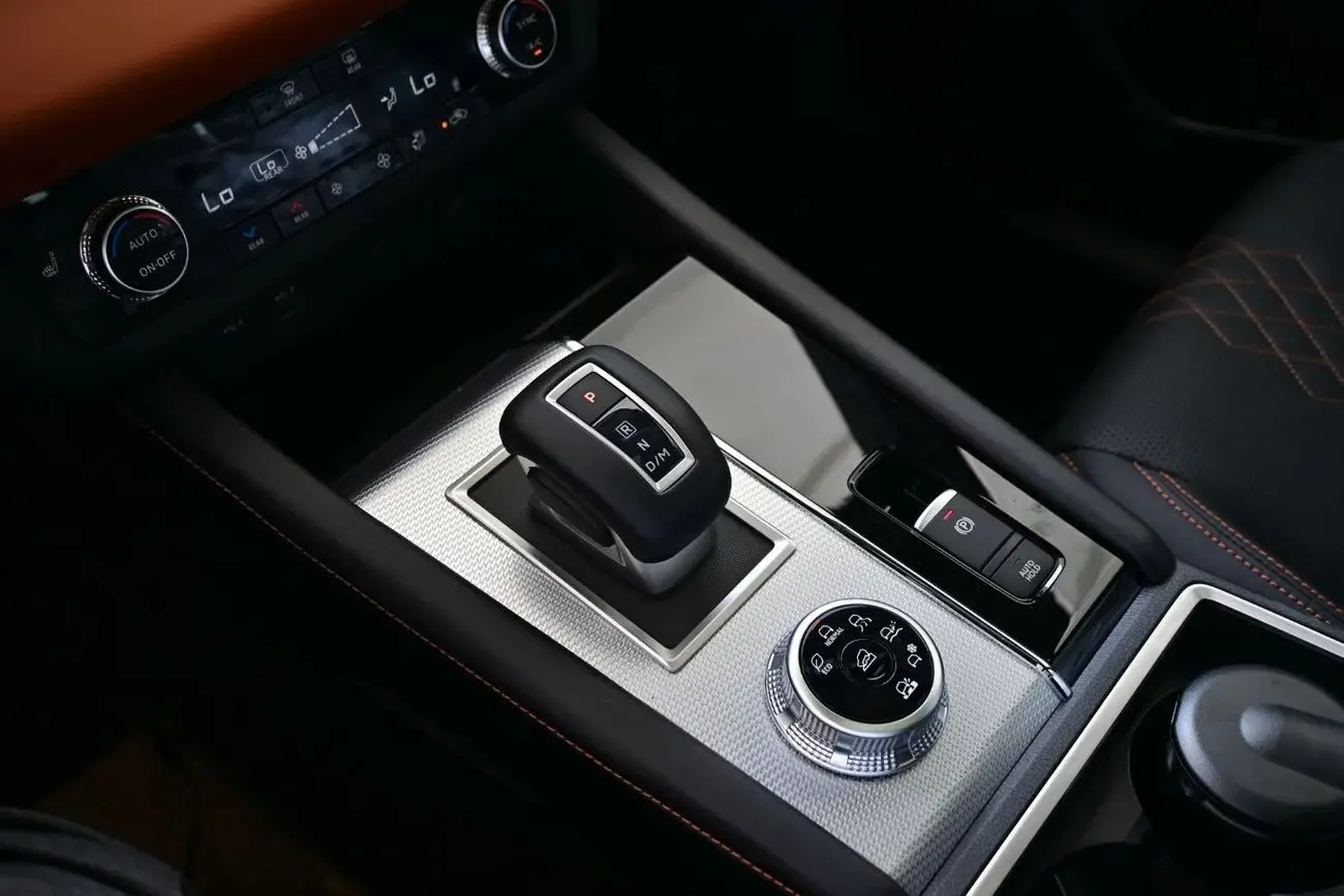 ميتسوبيشي آوتلاندر 2025 2.5L