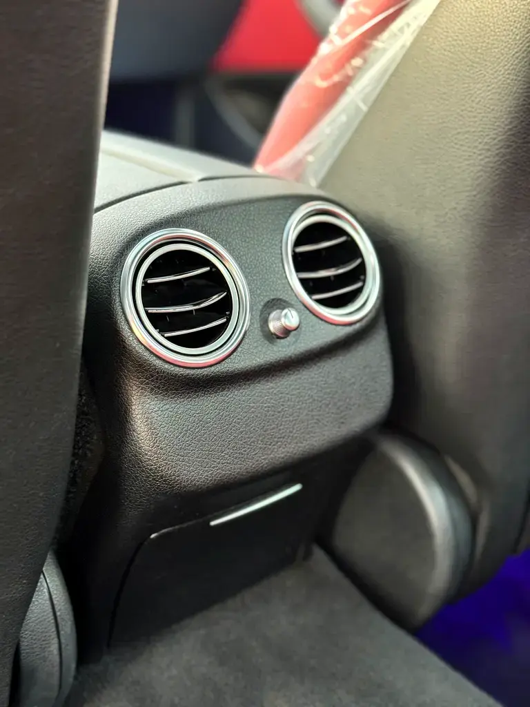 مرسيدس بنز E Class 2021