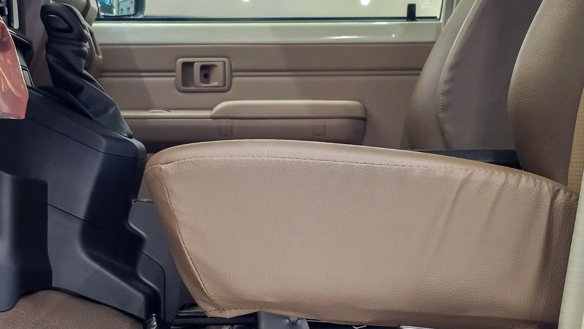 تويوتا لاند كروزر 70 2025