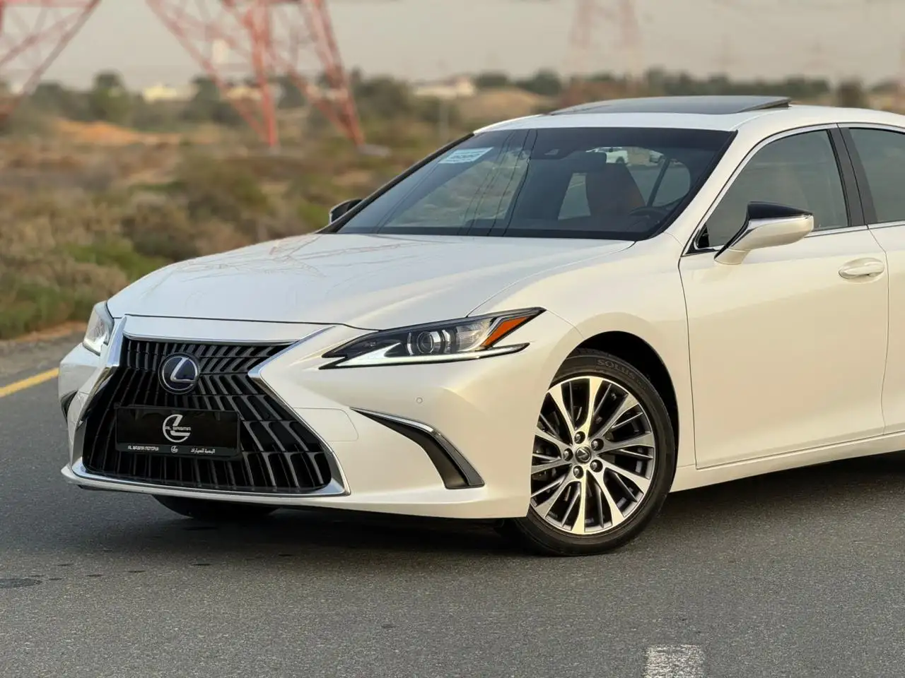 لكزس ES 2020
