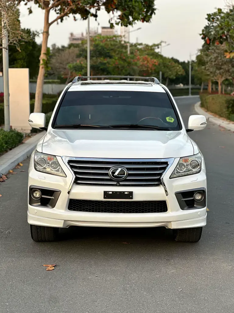 لكزس LX 2015 5.7L