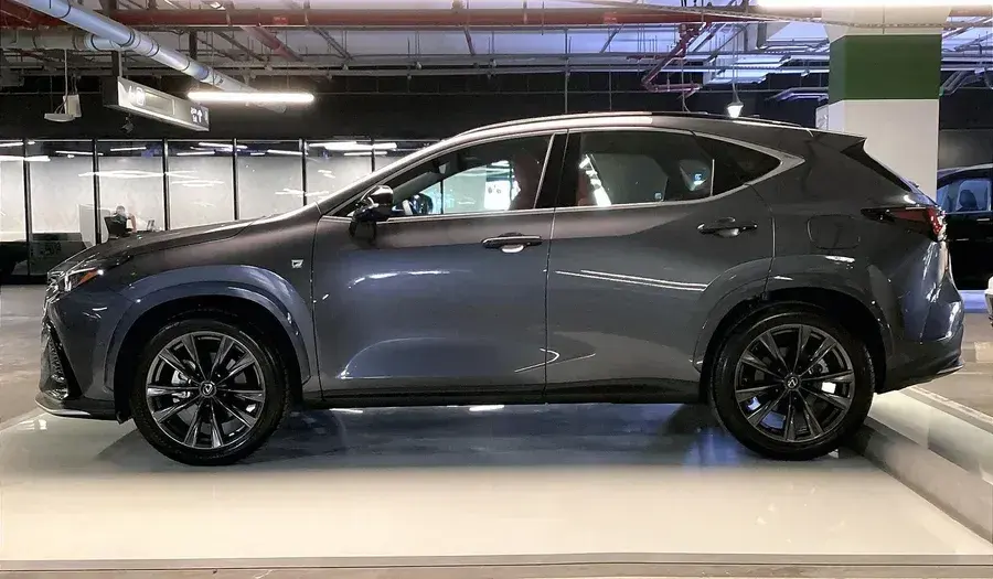 Lexus NX 2025