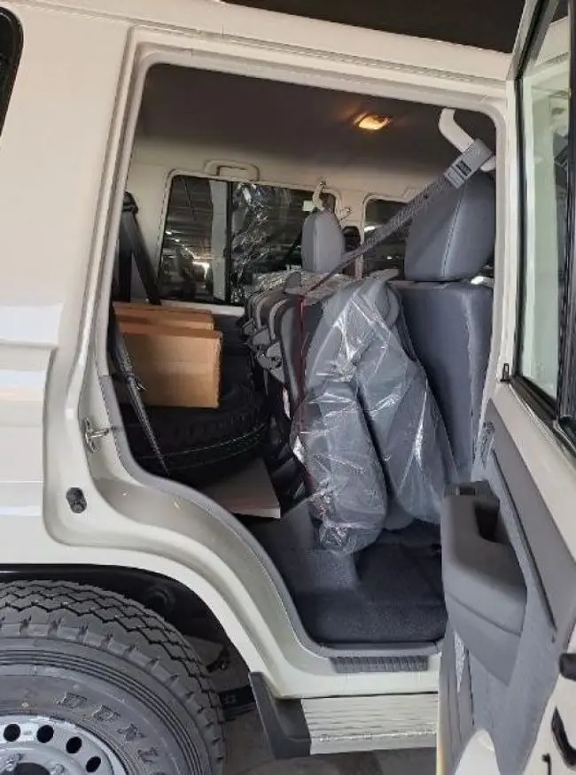 Toyota Land Cruiser 70 2025 4L