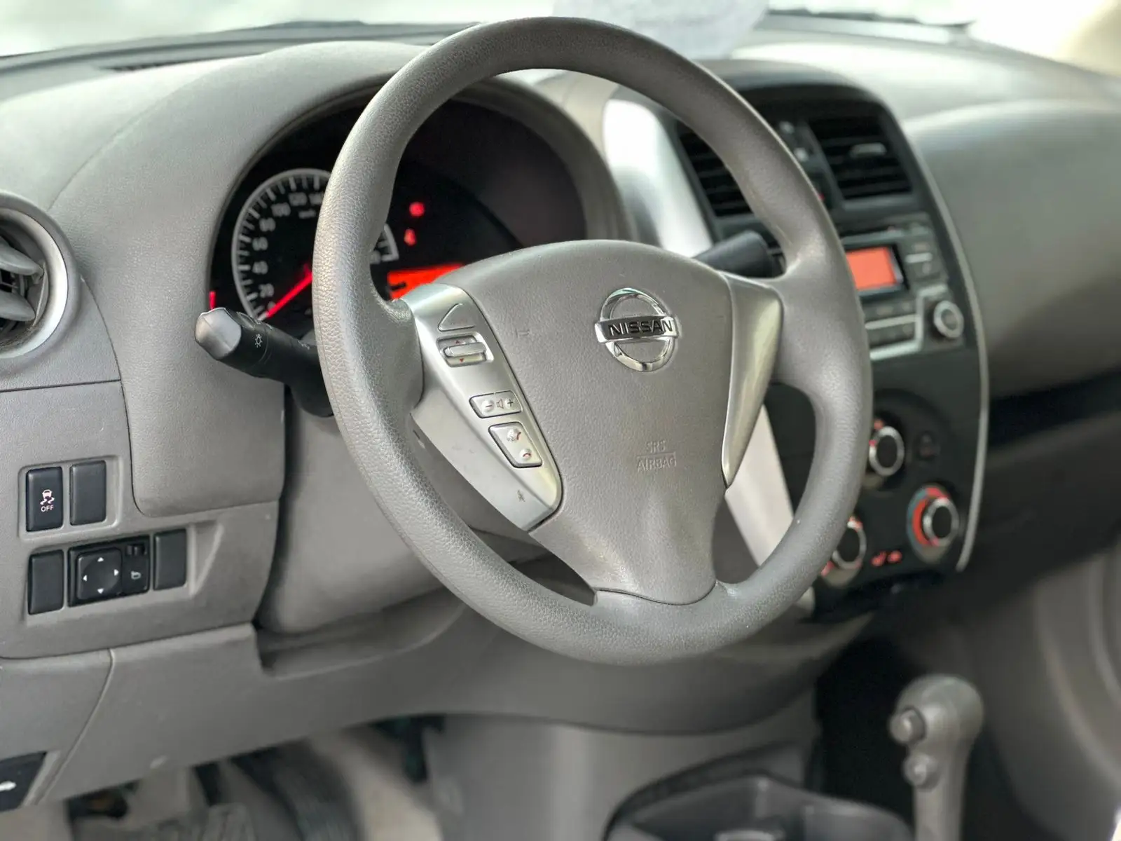 نيسان صني 2023 1.5L