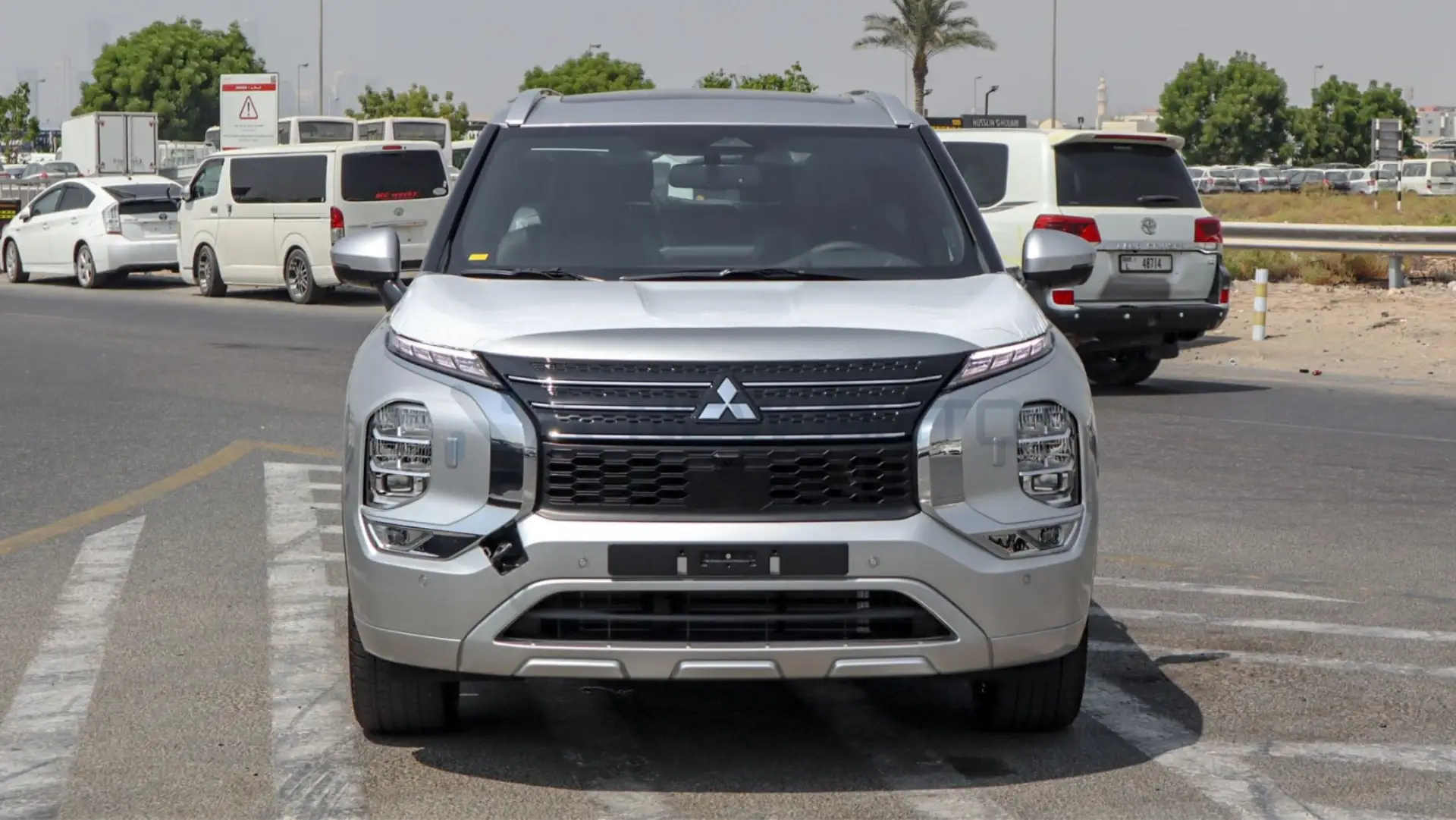 Mitsubishi Outlander 2025