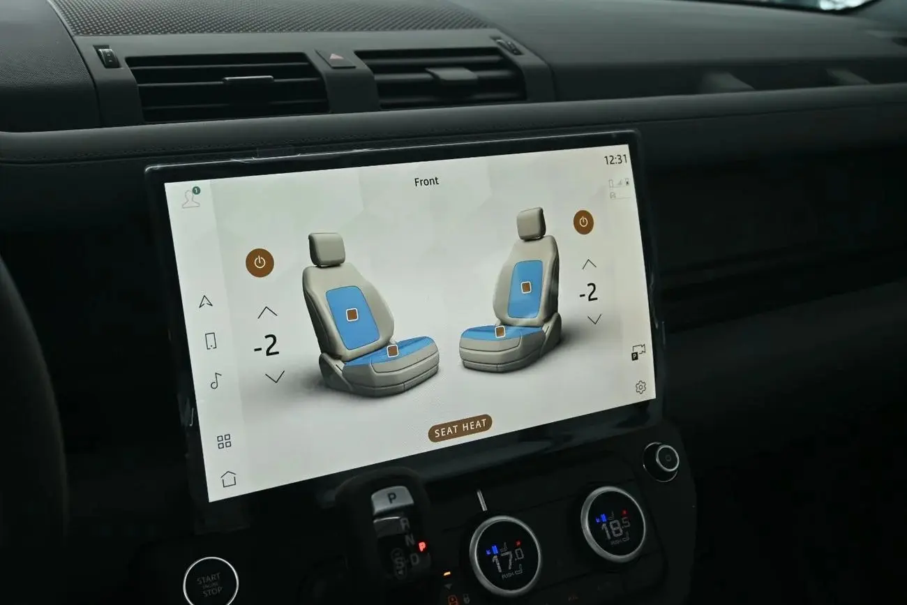 لاند روفر ديفندر 2026 3L