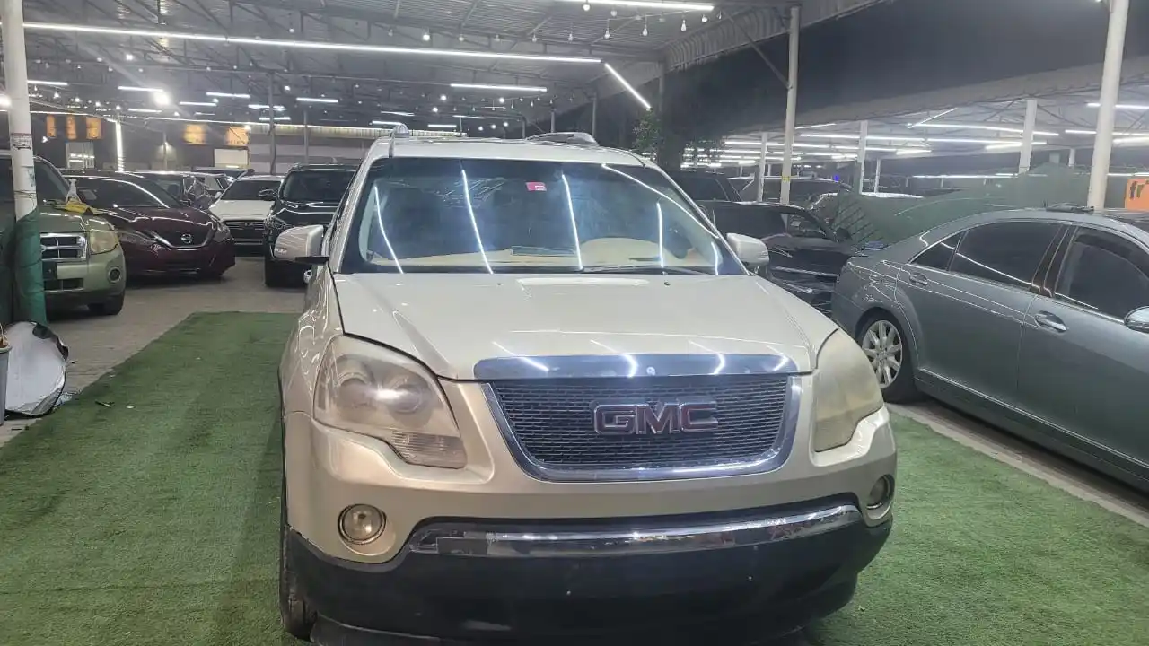 جي أم سي أكاديا 2008