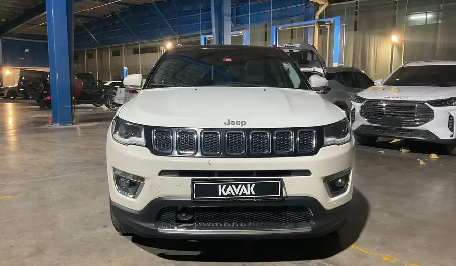 جيب كومباس 2021 2.4L