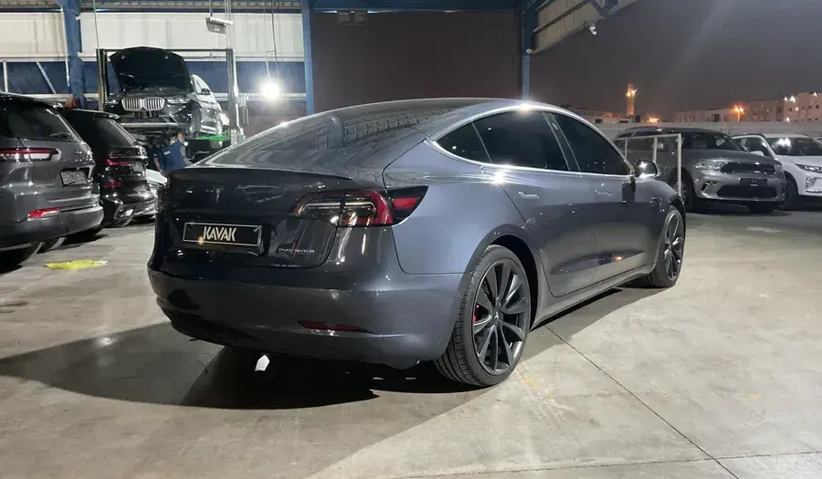 Tesla Model 3 2020 undefinedL