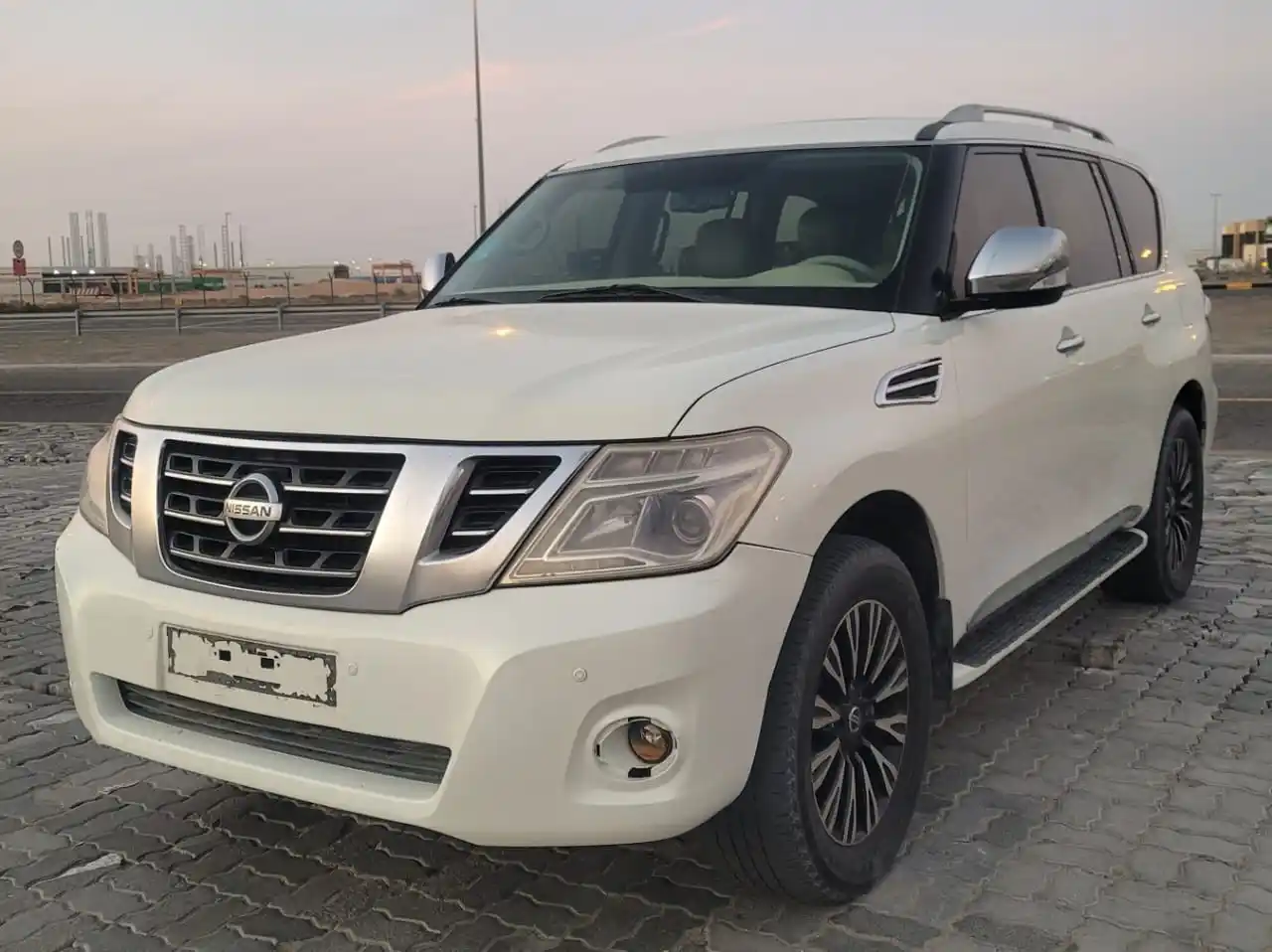 نيسان باترول 2011 4L