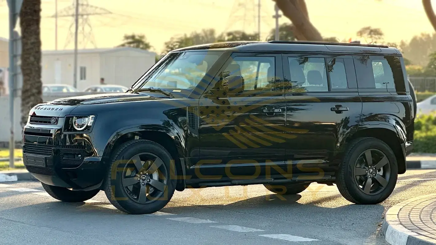 لاند روفر ديفندر 2025 3L